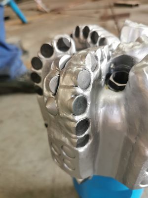 6.625 inch Diameter S613 PDC Drill Bit API Reg Drilling Tool